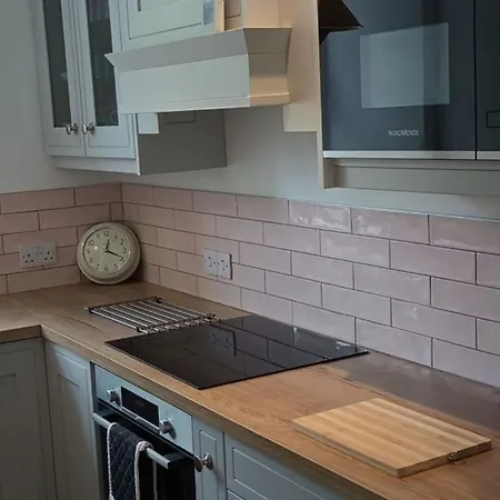 M044 An Teach Cloich The Stone House