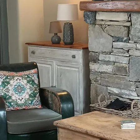M044 An Teach Cloich The Stone House Westport