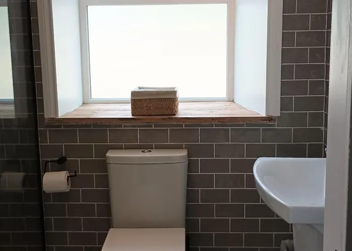 بيت للعطل M044 An Teach Cloich The Stone House *